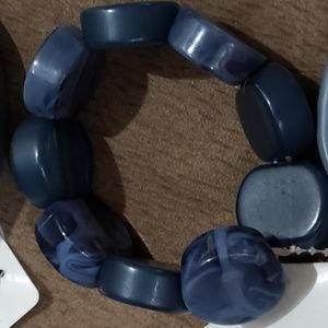 Chic Style Fashion Gray Twilight Scallop Bracelet NWT